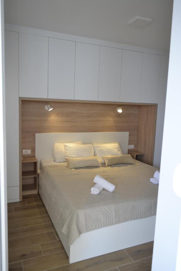 Villa Apartment Joel โตรกีร์ ภายนอก รูปภาพ